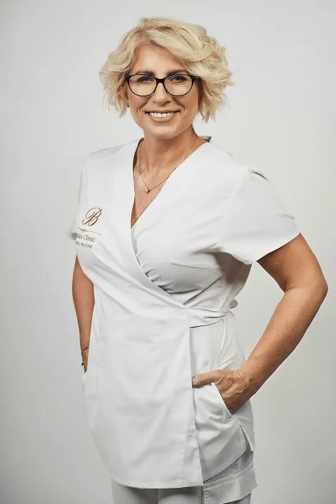 Dr Małgorzata Starnawska - specjalista otolaryngolog, lekarz medycyny estetycznej